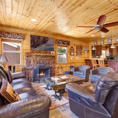 1602-Circle Views