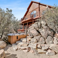 2606-View on the Rocks