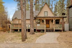 290-Kelley's Kabin - Image 2