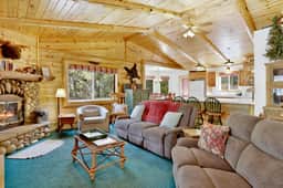 1041-Aspen Grove - Image 4