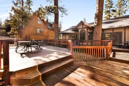 1277-Four Happy Bears Estate - Image 4