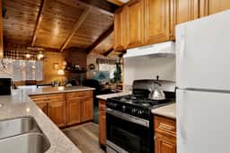 1336-Avalon Hide Out - Image 3