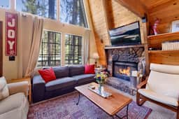 1574-Three Bears Cabin - Image 2
