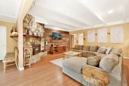 1651-Cozy up to Summit - Image 3