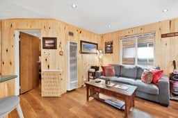 1667-Cottage in the Pines - Image 4