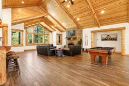 1750-Heavenly Lodge - Image 4