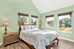 1826-Fawnskin Chalet - Image 5