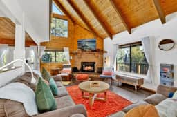 2048-Chimney Peak Chalet - Image 4