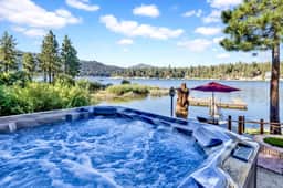 2098-Cove Lakefront Chalet - Image 2