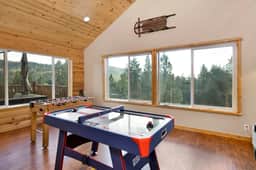 2141-Silver Tip Chalet - Image 2