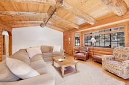 2142-The Alps Lodge - Image 4
