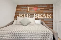 2190-Fox & Bears Retreat - Image 2