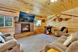 2353-Skyline Lodge - Image 4