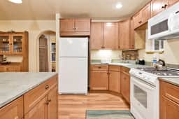 2367-Mount Berkley - Image 2