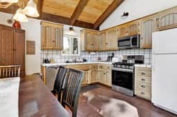 2419-Rustic Retreat - Image 4