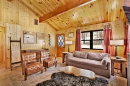 2464-Bruin Chalet - Image 2