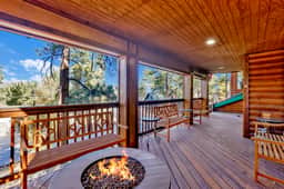 2507-Temple Bear Chalet - Image 3