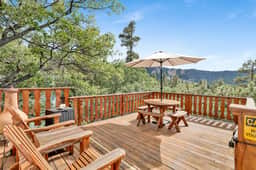 2570-Moonridge Treehouse - Image 5