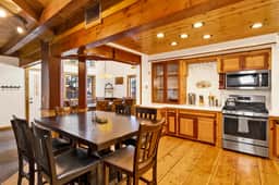 445-Summit Hideaway - Image 5