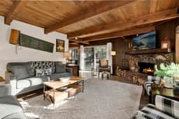 2594-Willow Bear Lodge - Image 4
