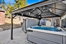 2558 - Highland Hideaway - Image 2