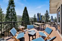 2654- Canyon Crest Ski View Chalet - Image 2