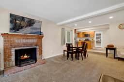 2656- Cottage at ToMolly's - Image 2