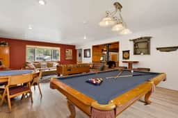 2667 - Moose Moritz Manor - Image 5