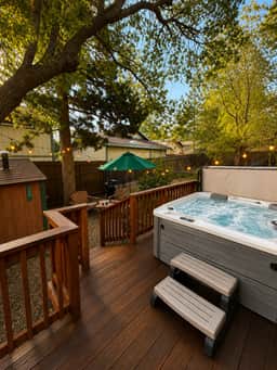 2364-Apres Chalet - Image 2