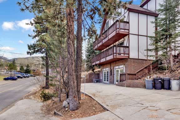 639-Bear Mountain Chalet - Image 1
