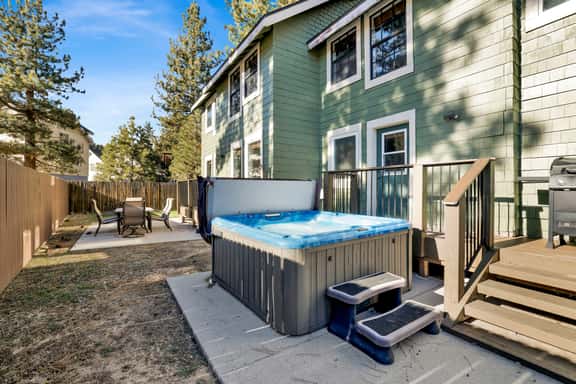 1826-Fawnskin Chalet - Image 1