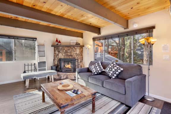 2093-Pinewood Inn - Image 1