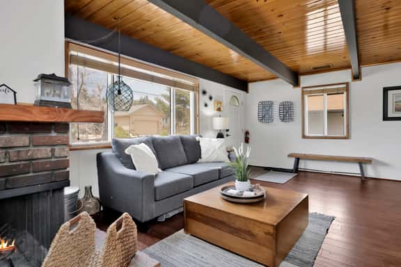 643-Big Bear Bungalow - Image 1