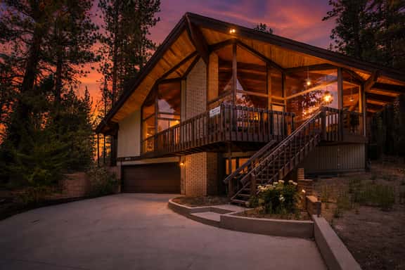 2664 - Mountain Majesty Manor - Image 1