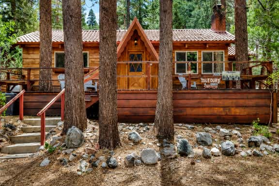 713-Idle Ours Cabin - Image 1