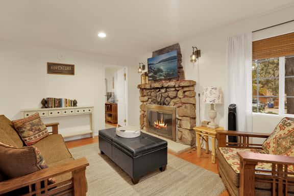 2676-Rad Cabin Big Bear Lake - Image 1