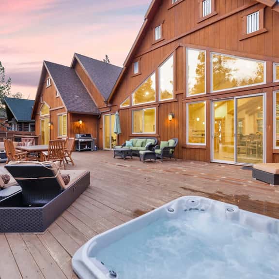 1750-Heavenly Lodge - Image 1