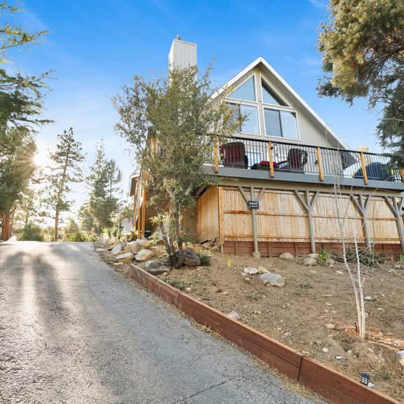 2048-Chimney Peak Chalet - Image 1