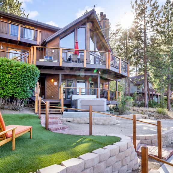 2098-Cove Lakefront Chalet - Image 1