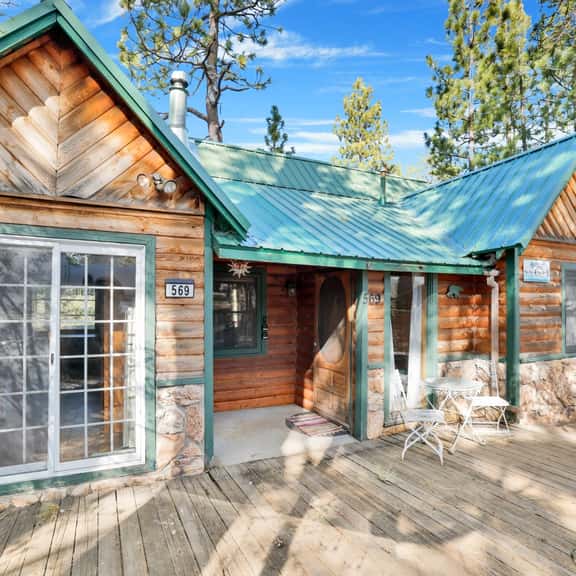 2298-Temple Lake Views - Image 1