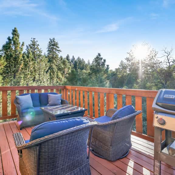 2353-Skyline Lodge - Image 1