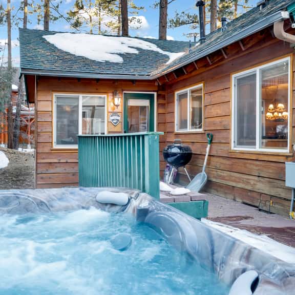 2421-Big Bear Happy Place - Image 1