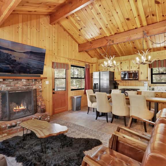 2464-Bruin Chalet - Image 1