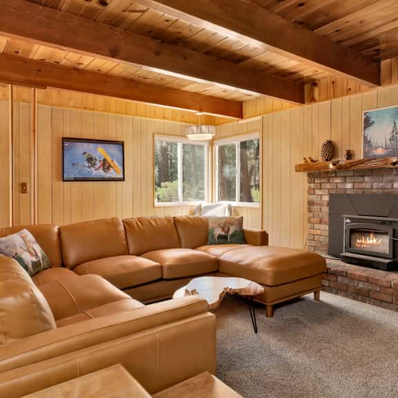 2526-Slope Side Getaway - Image 1