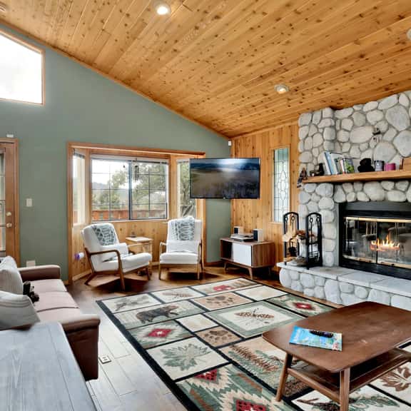 2570-Moonridge Treehouse - Image 1