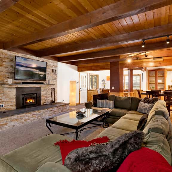 445-Summit Hideaway - Image 1