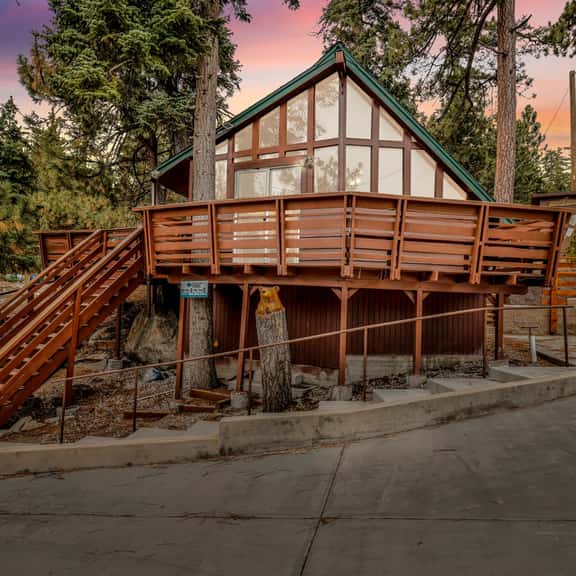178-Castle Rock Cabin #1 - Image 1