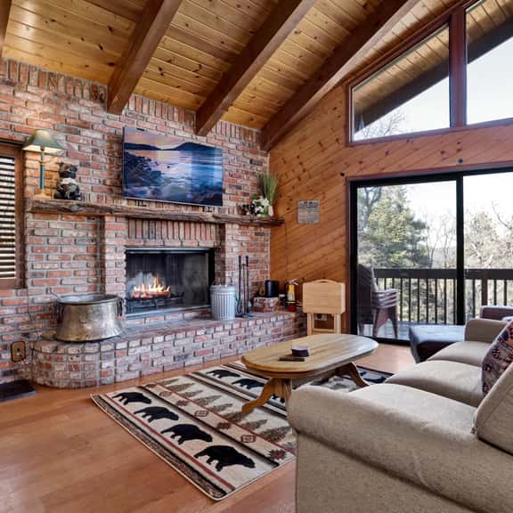 2600-The Tree Top Cabin - Image 1