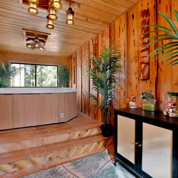 2611- Hot Tub Haus - Image 1