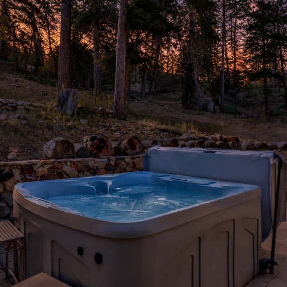 2321-Knickerbocker Retreat - Image 1